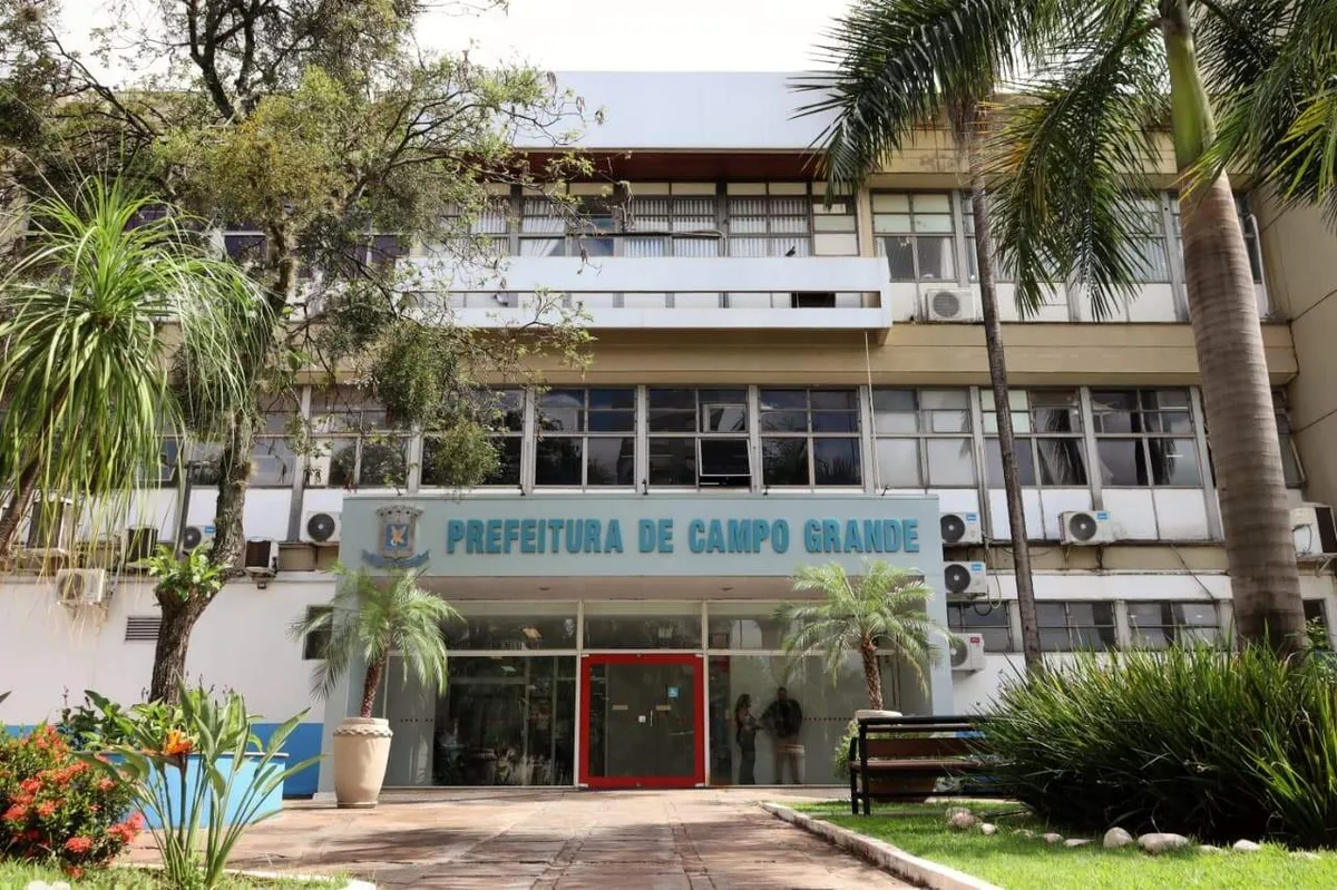 Município de MS corta expediente de servidores para cobrir gastos sociais