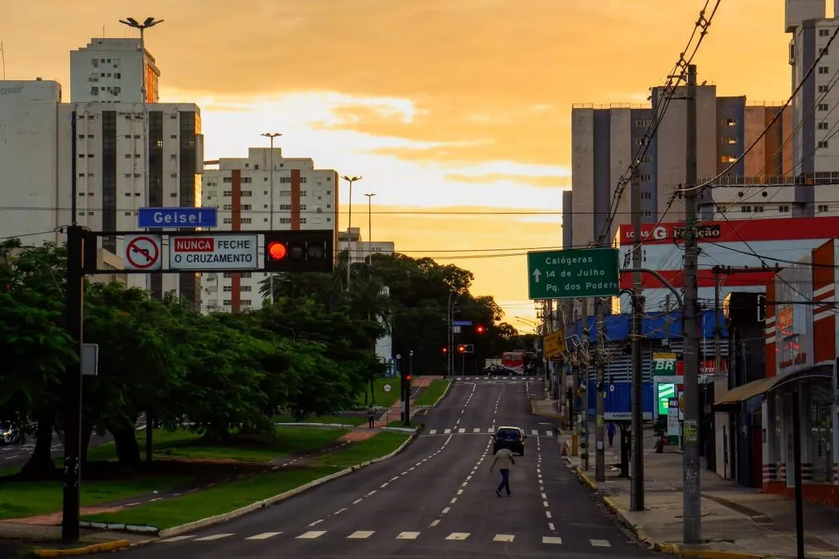 Fim de semana terá sol, calor de 38°C e risco de tempestades em MS