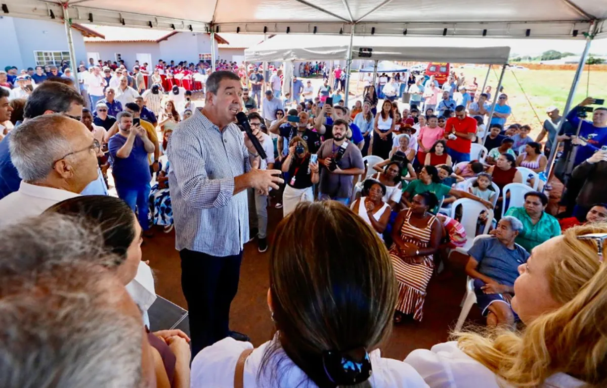 Riedel entrega 200 casas populares em Três Lagoas neste domingo